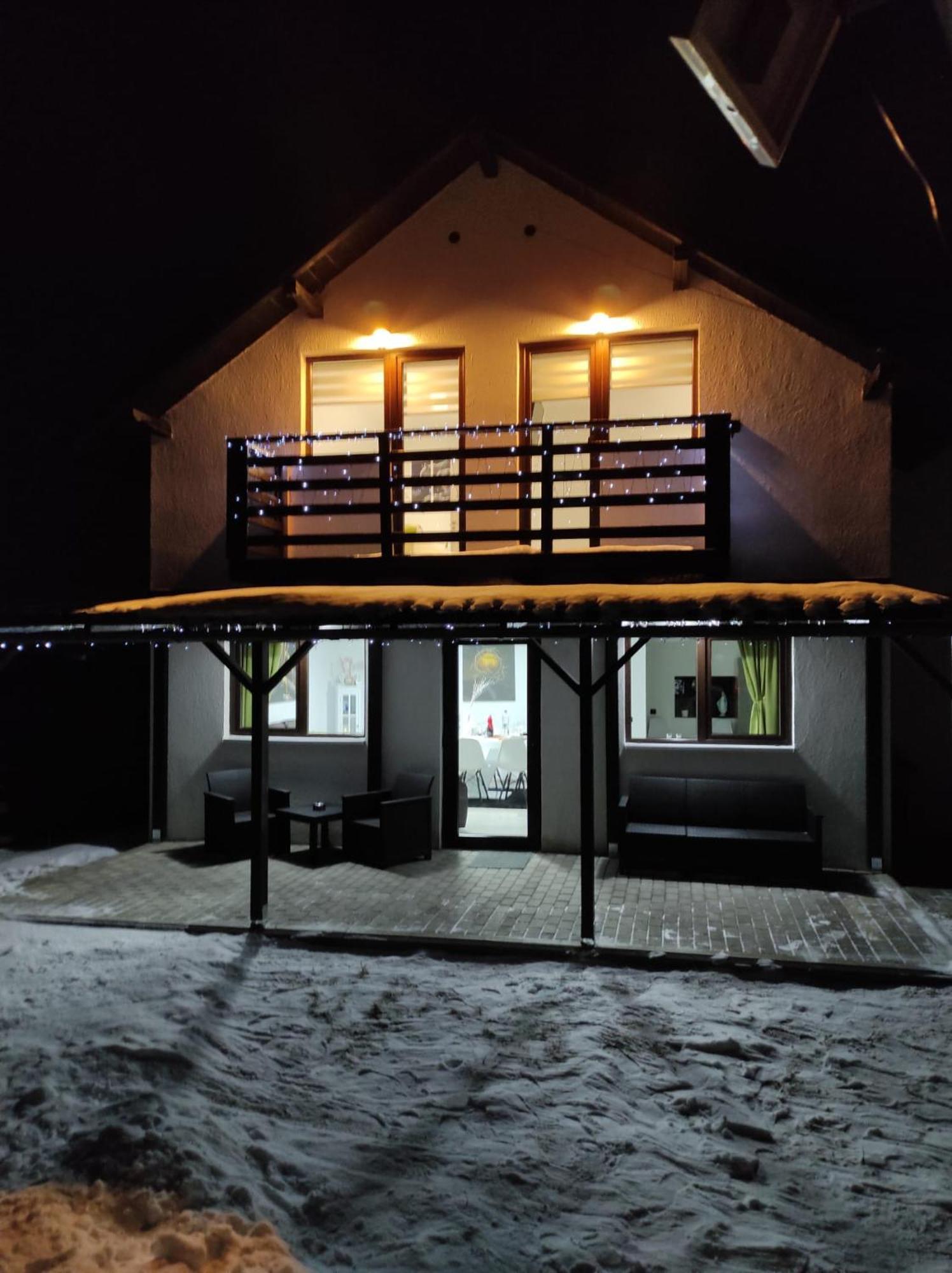 Vila Raisa Neagra Sarului Eksteriør bilde